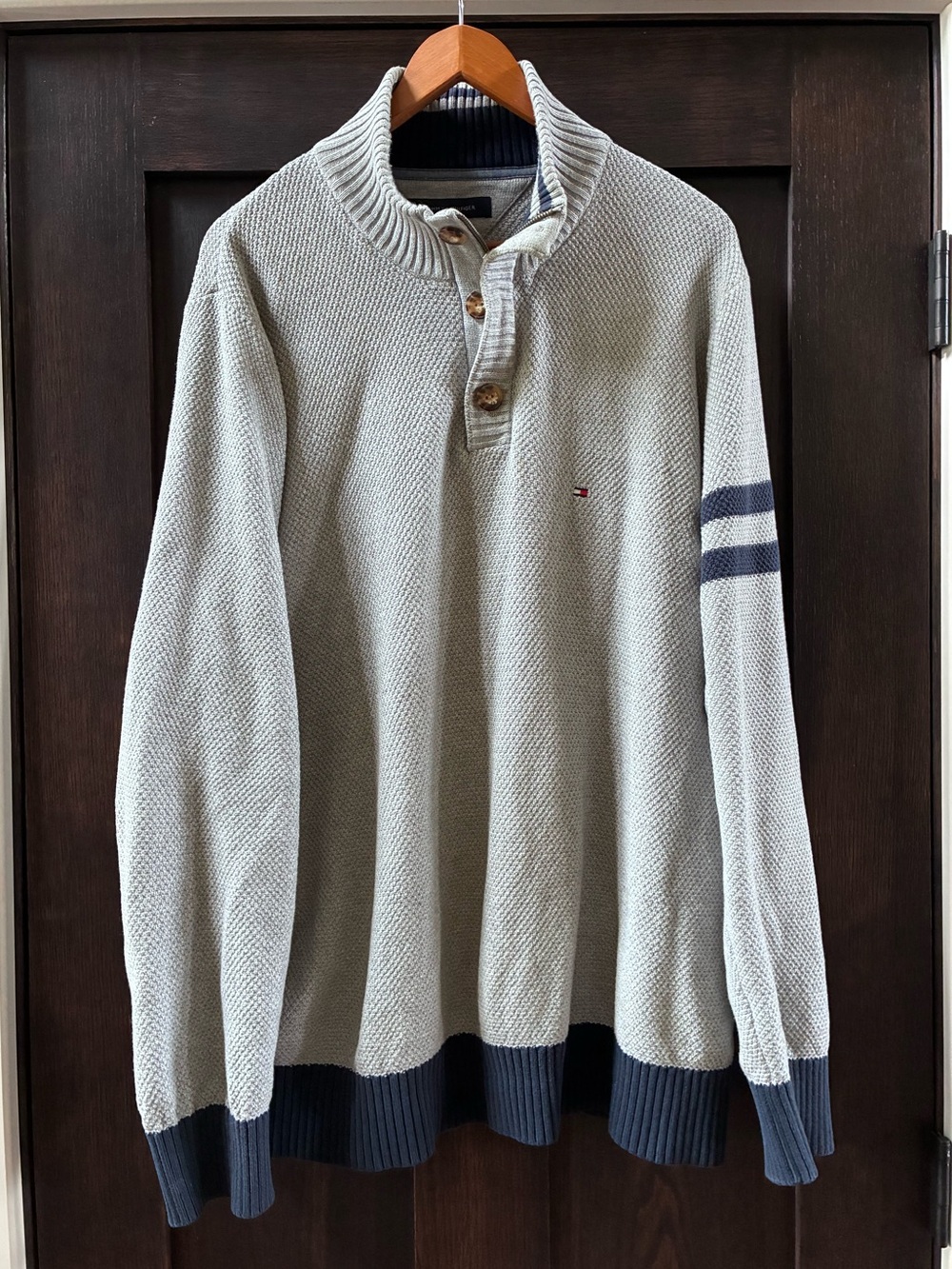 Vintage Tommy Hilfiger Men's Quarter-Button Sweater Size: XL